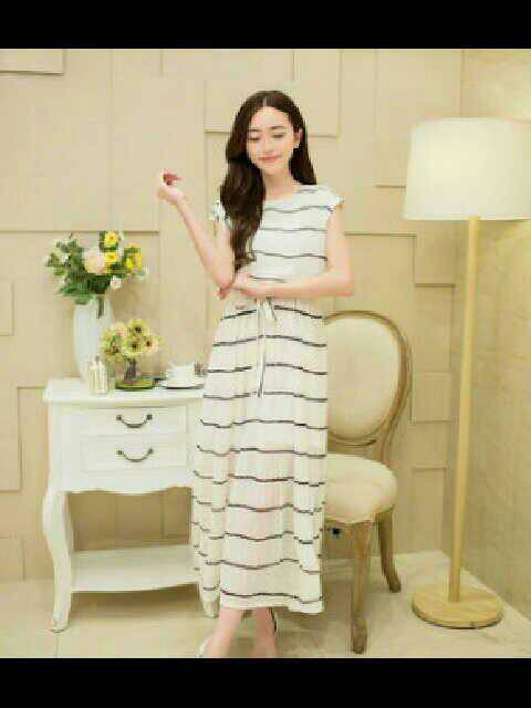 Baju Long Dress Wanita Maxi Stripe Warna Putih Terbaru & Murah