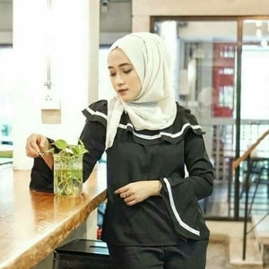  Model  Baju  Atasan  Blouse Wanita Muslim Lengan Panjang 