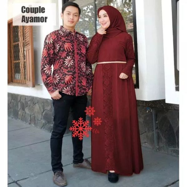 Baju Couple Gamis Brukat dan Kemeja Batik