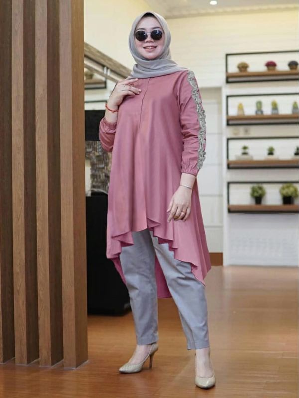 Setelan Baju Tunik dan Celana Panjang Muslim